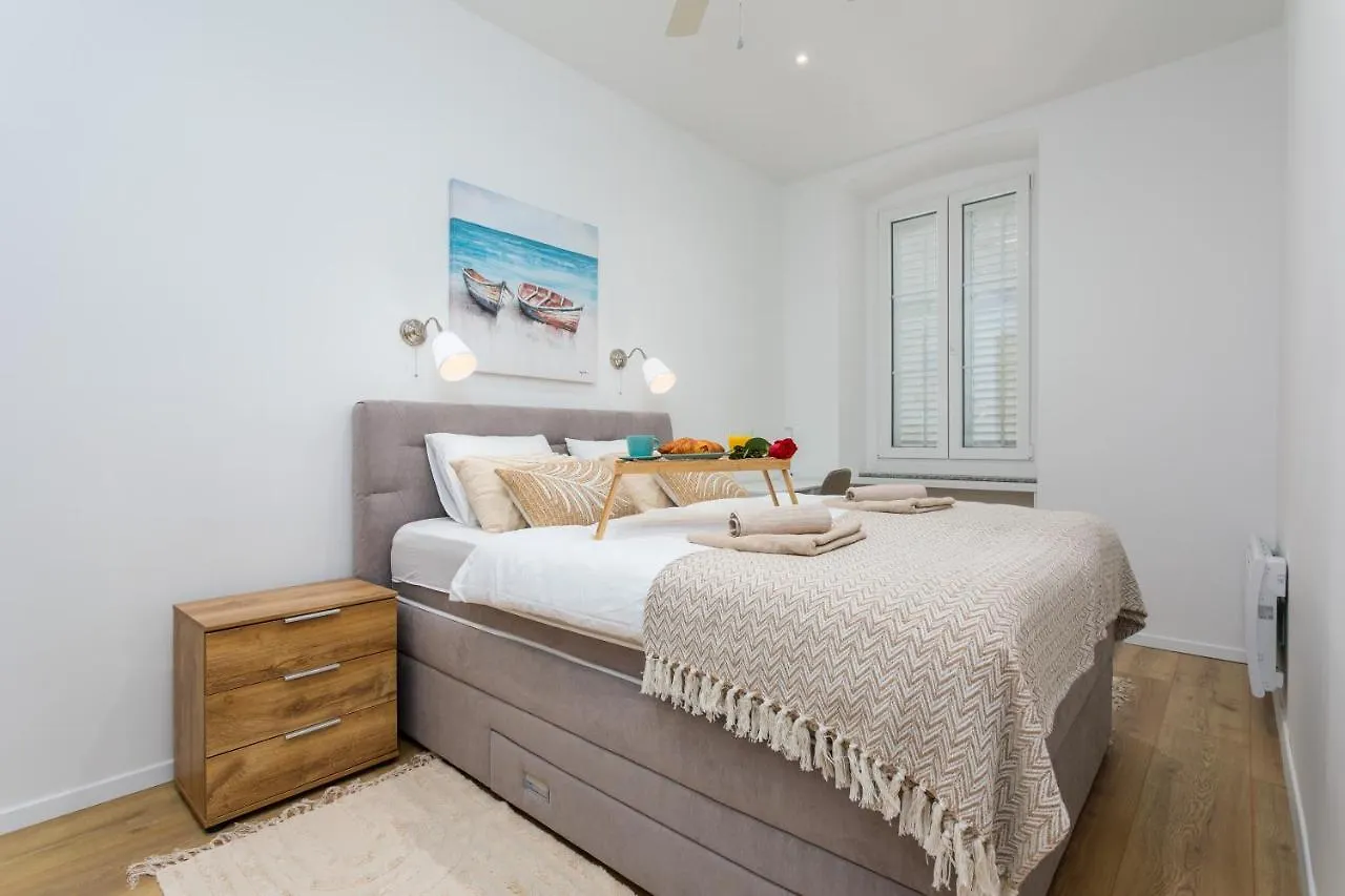 Apartment Heart Of City Center 2 Rijeka